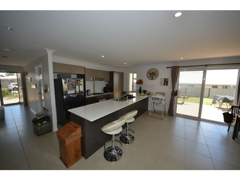 39 Anna Meares Avenue, Gracemere QLD 4702