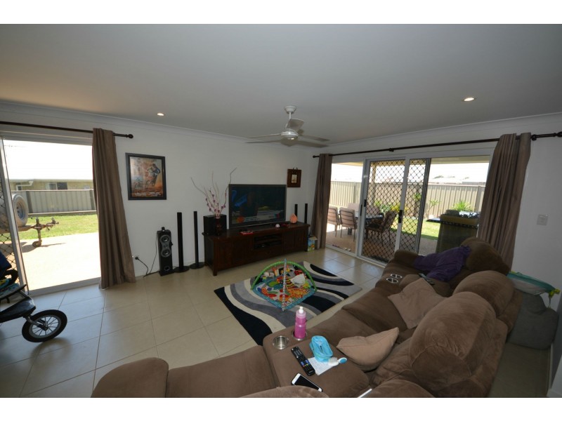 39 Anna Meares Avenue, Gracemere QLD 4702