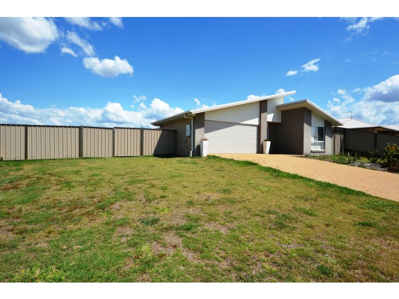 39 Anna Meares Avenue, Gracemere QLD 4702