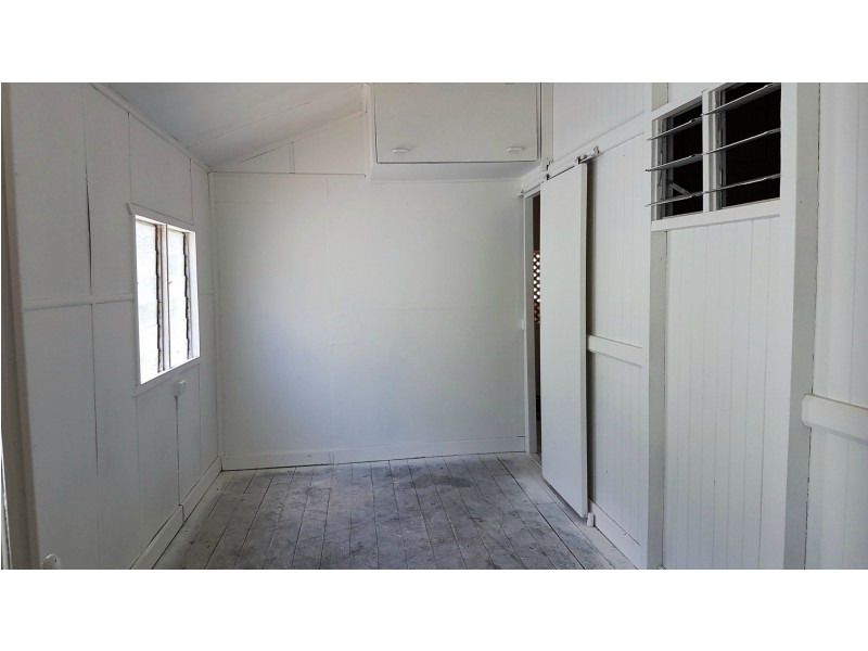 54 James Street, Mount Morgan QLD 4714