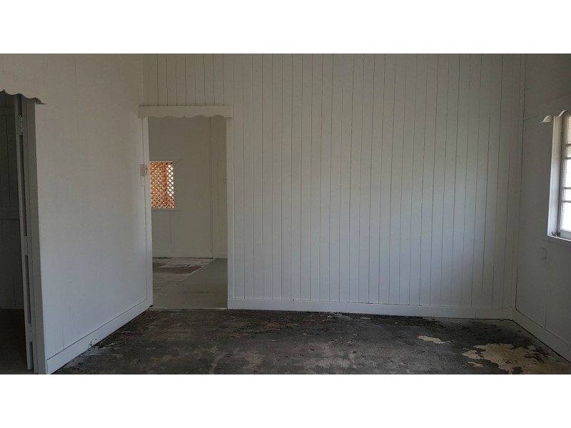 54 James Street, Mount Morgan QLD 4714