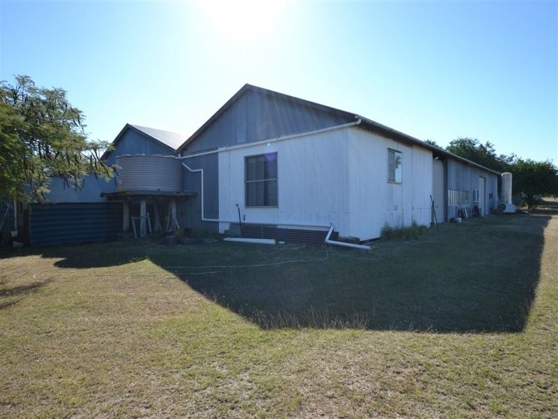 184 Lucas Street, Gracemere QLD 4702