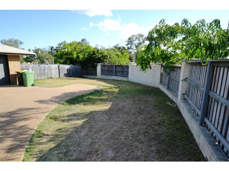 2 Broadhurst Drive, Gracemere QLD 4702