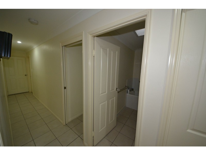 2 Broadhurst Drive, Gracemere QLD 4702