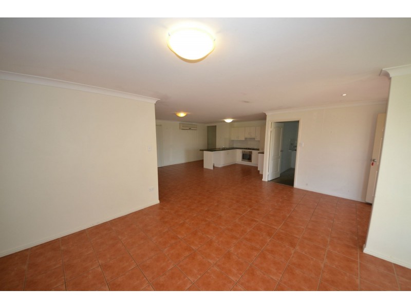 35 Seonaid Place, Gracemere QLD 4702