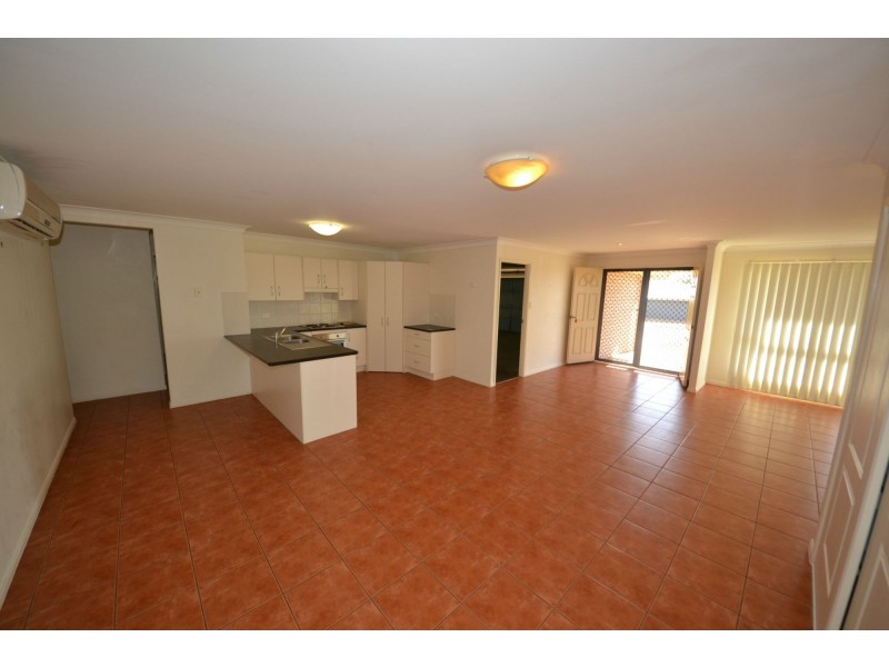 35 Seonaid Place, Gracemere QLD 4702