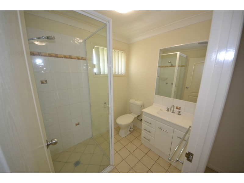 35 Seonaid Place, Gracemere QLD 4702