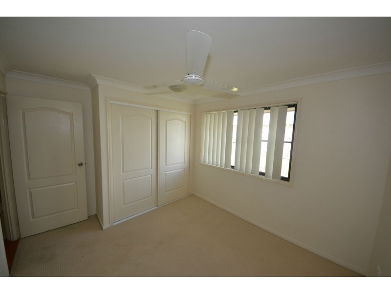 35 Seonaid Place, Gracemere QLD 4702