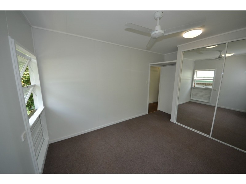 351 Philp Avenue, Frenchville QLD 4701