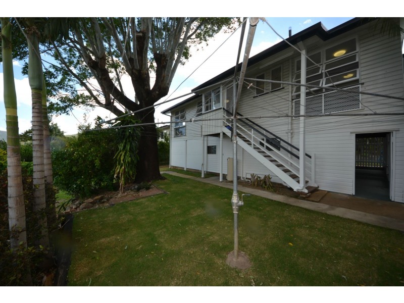 351 Philp Avenue, Frenchville QLD 4701