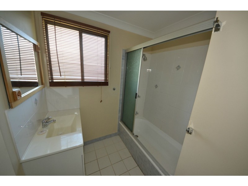 30 Buxton Drive, Gracemere QLD 4702