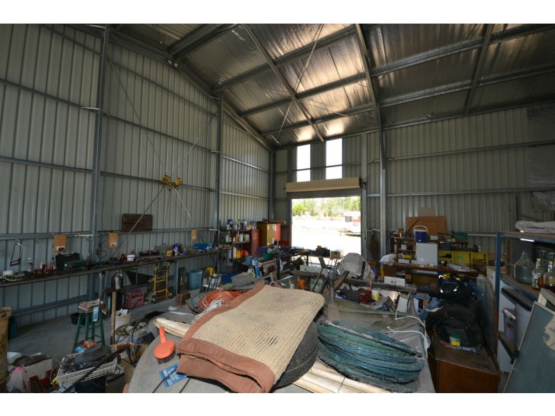 111 Capricorn Highway, Westwood QLD 4702