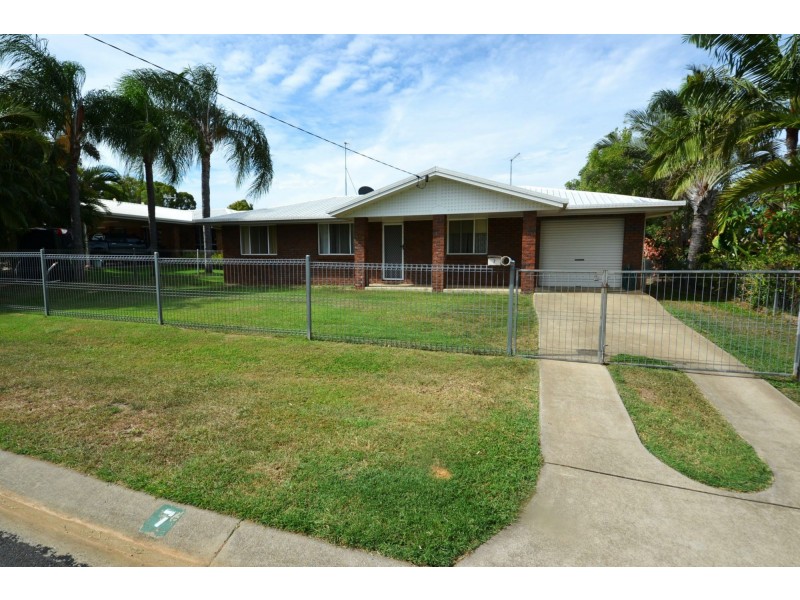 7 Schirmer Close, Gracemere QLD 4702