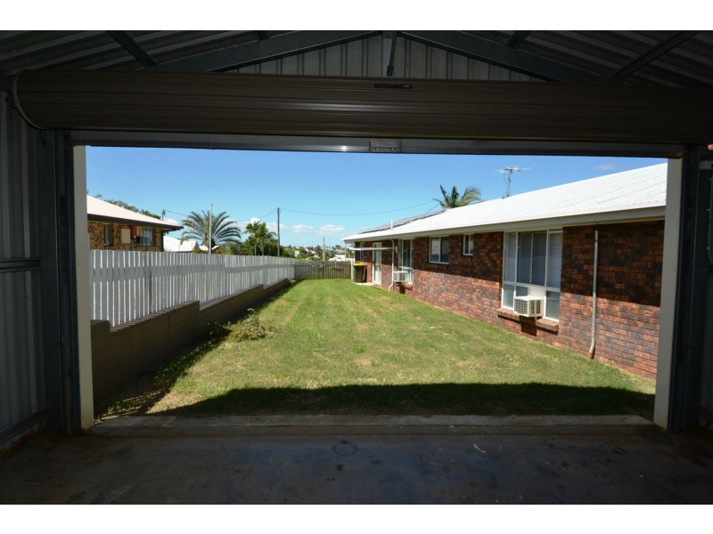 1 Gleeson Close, Gracemere QLD 4702