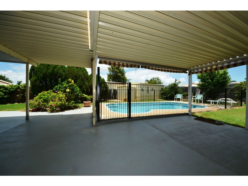 1 Gleeson Close, Gracemere QLD 4702