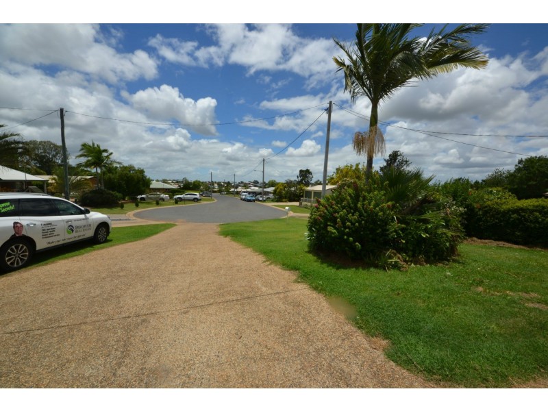 1 Gleeson Close, Gracemere QLD 4702