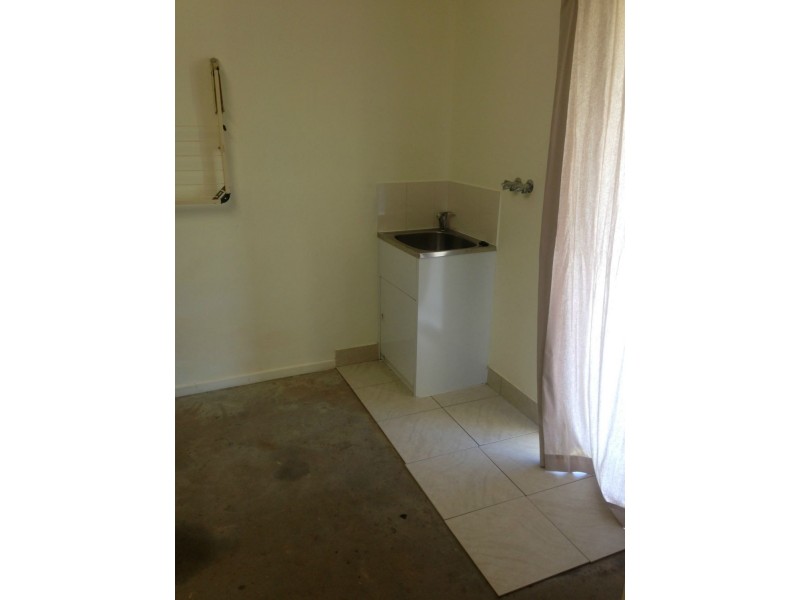 13 Coles Avenue, Baree QLD 4714