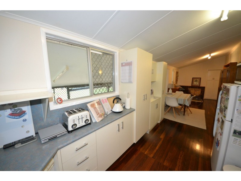 59 Sunray Avenue, Bouldercombe QLD 4702