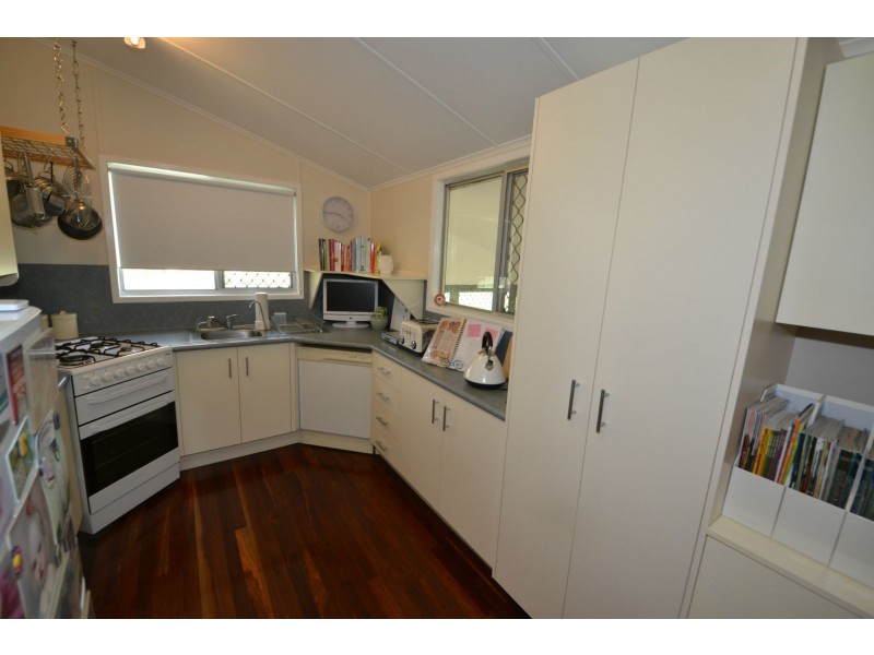 59 Sunray Avenue, Bouldercombe QLD 4702