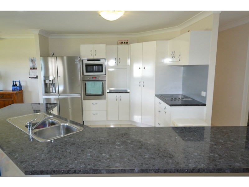 12 Boatwright Avenue, Gracemere QLD 4702