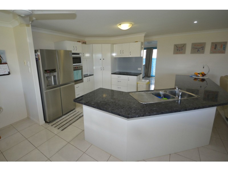 12 Boatwright Avenue, Gracemere QLD 4702