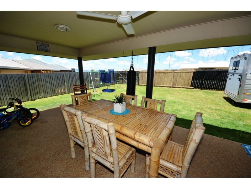 12 Boatwright Avenue, Gracemere QLD 4702