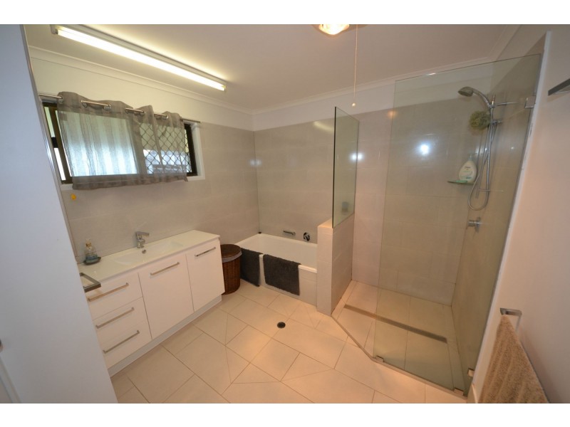 45 Hume Road, Kabra QLD 4702