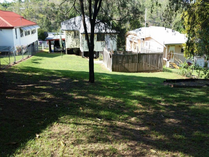 76 Dee Street, Mount Morgan QLD 4714