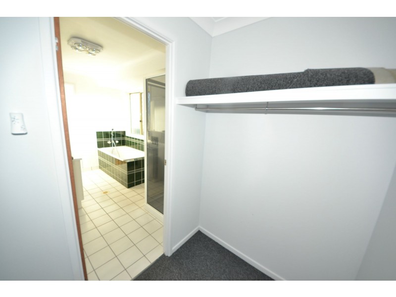 18 Banksia Court, Gracemere QLD 4702