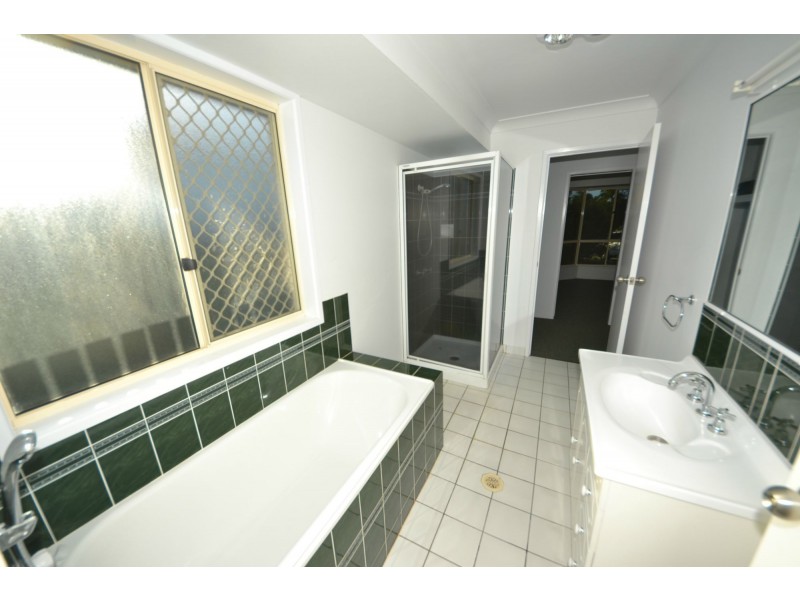 18 Banksia Court, Gracemere QLD 4702