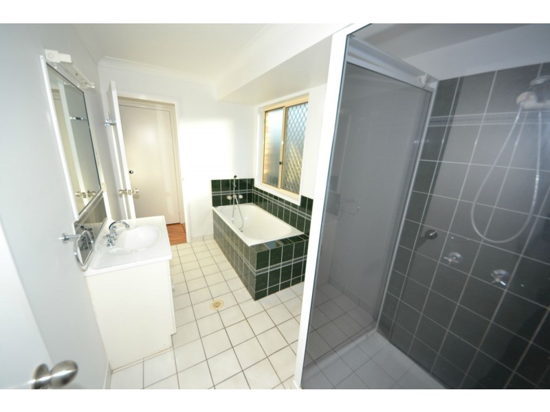 18 Banksia Court, Gracemere QLD 4702