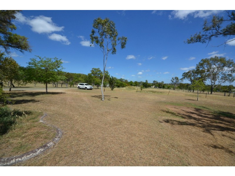 52556 Burnett Highway, Bouldercombe QLD 4702