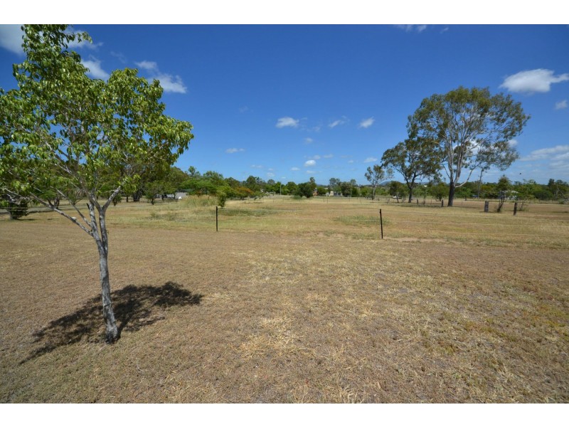 52556 Burnett Highway, Bouldercombe QLD 4702