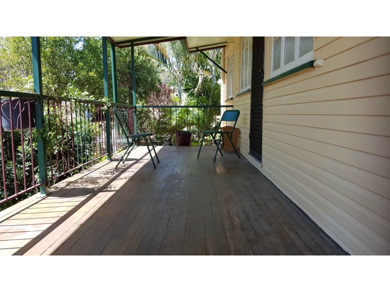 114 East Street, Mount Morgan QLD 4714