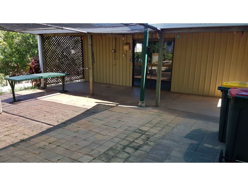 114 East Street, Mount Morgan QLD 4714