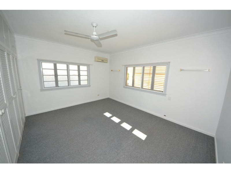 37 Mary Street, The Range QLD 4700