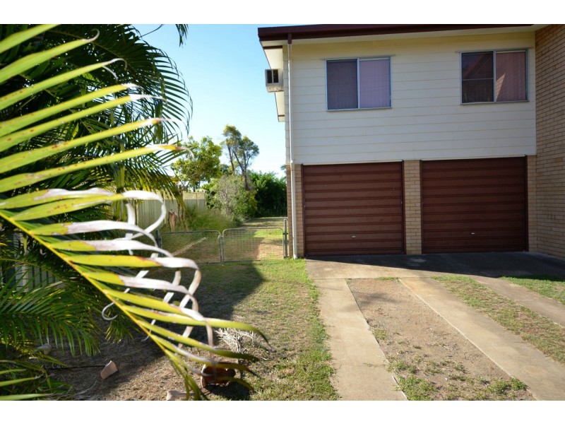 75 Buzacott Street, Park Avenue QLD 4701