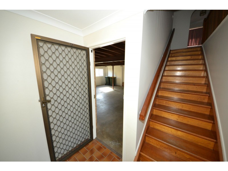 75 Buzacott Street, Park Avenue QLD 4701