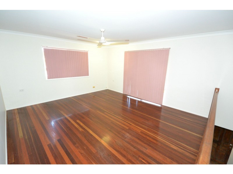 75 Buzacott Street, Park Avenue QLD 4701