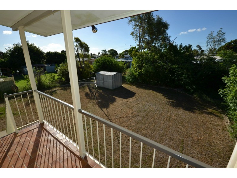 75 Buzacott Street, Park Avenue QLD 4701