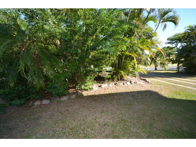 75 Buzacott Street, Park Avenue QLD 4701