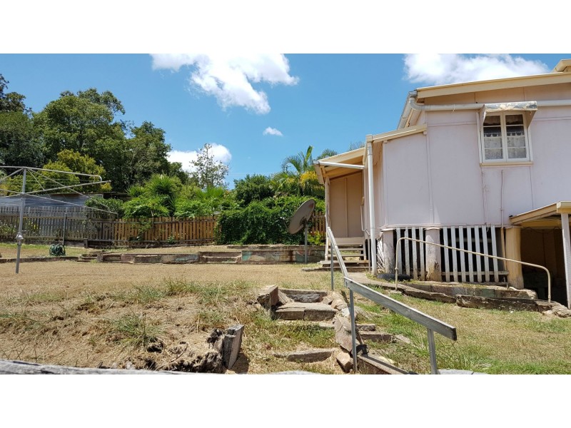 93 Morgan Street, Mount Morgan QLD 4714