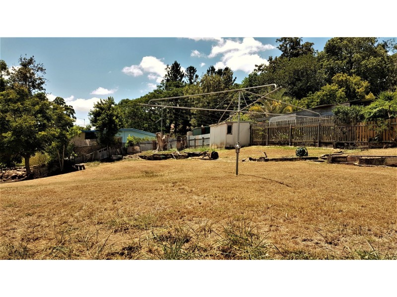 93 Morgan Street, Mount Morgan QLD 4714