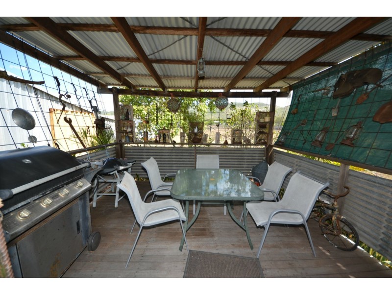 6 Linda Close, Bouldercombe QLD 4702