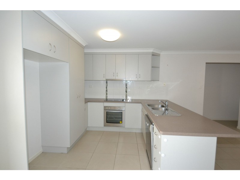 14 Doongarra Crescent, Gracemere QLD 4702