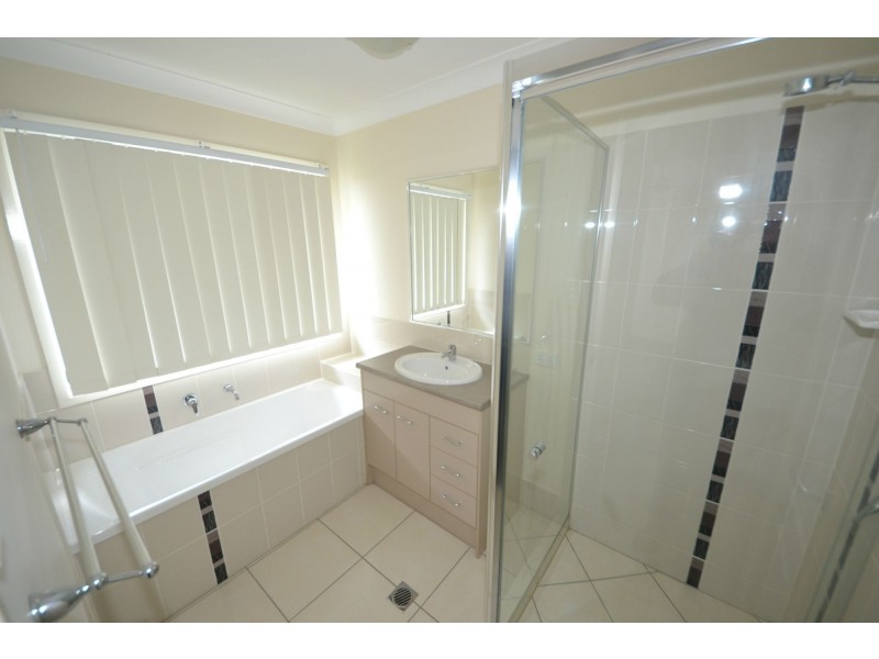 2 Jardine Court, Gracemere QLD 4702