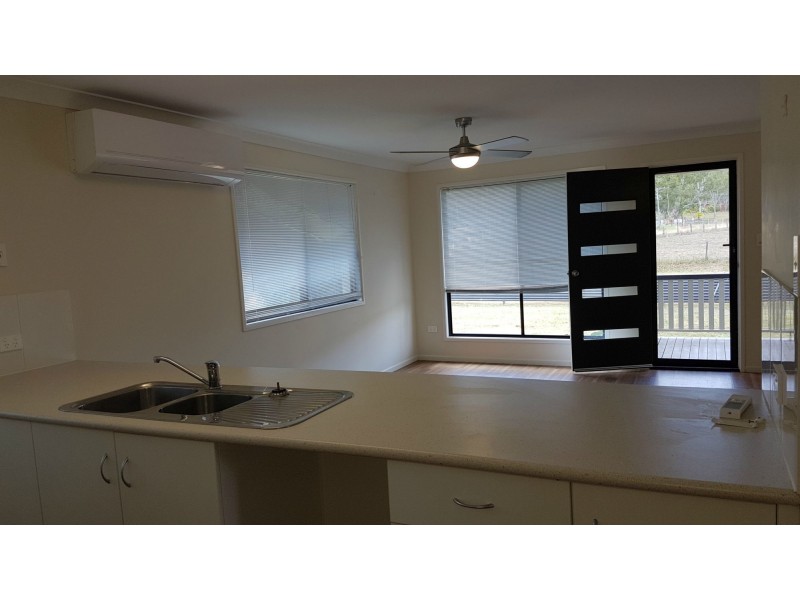 18 Showgrounds Road, Mount Morgan QLD 4714