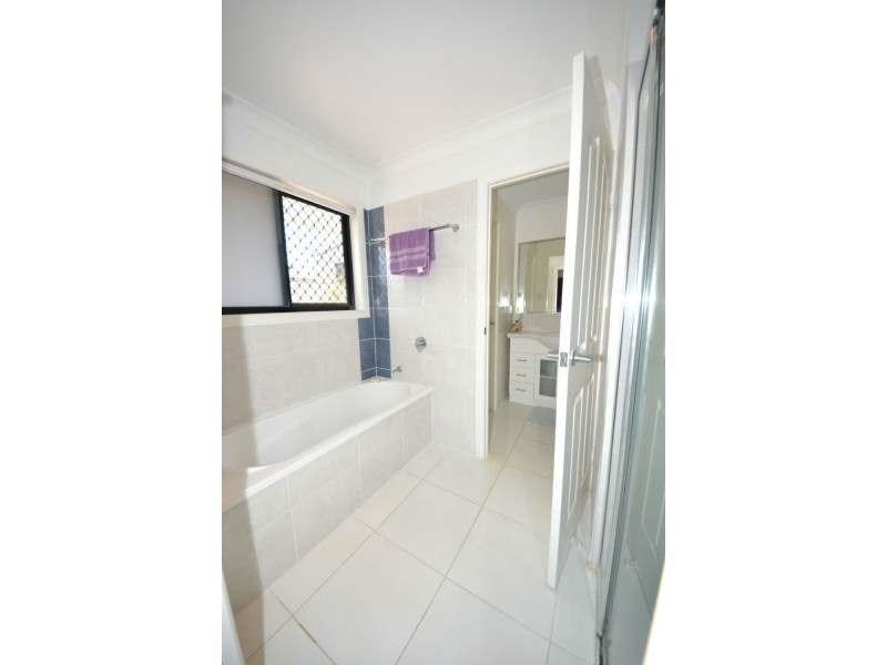 47 Burke And Wills St, Gracemere QLD 4702