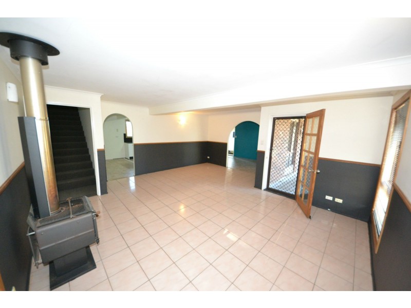 284 Gavial Gracemere Road St, Bouldercombe QLD 4702