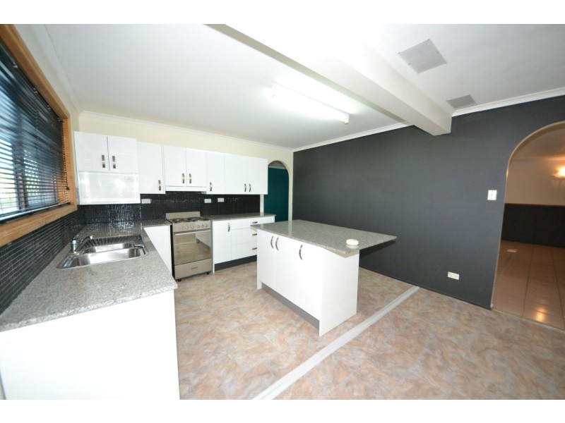 284 Gavial Gracemere Road St, Bouldercombe QLD 4702
